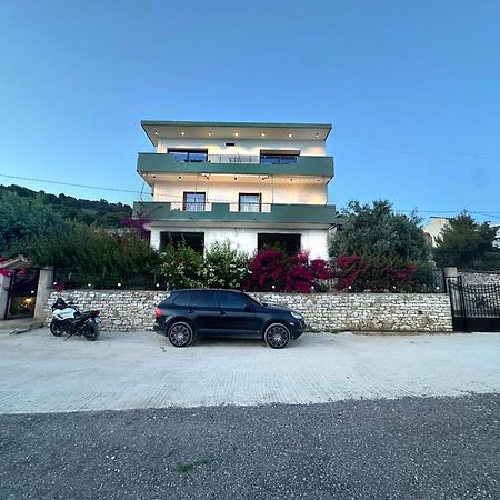 Euphoria Apartments Sarandë Esterno foto