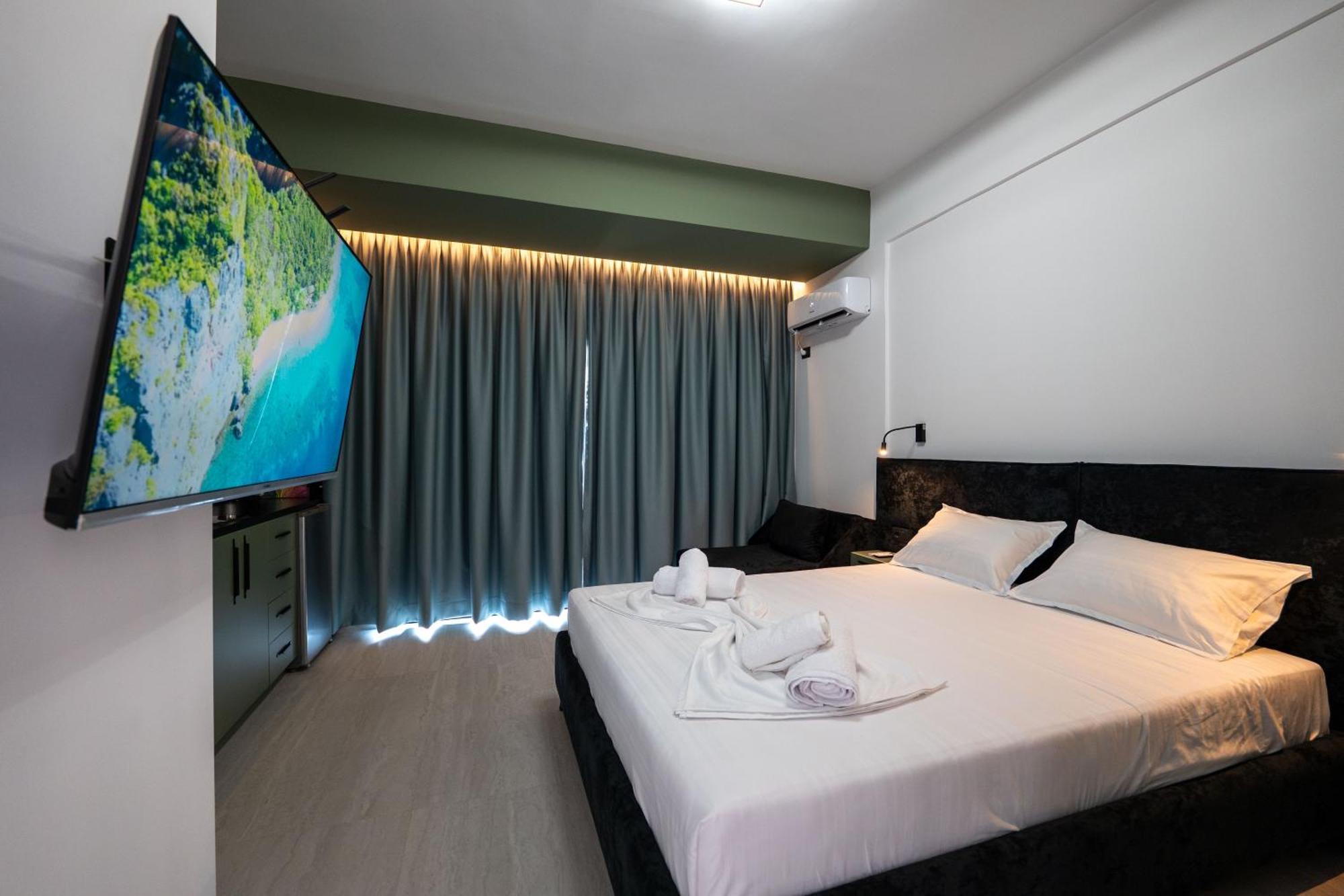 Euphoria Apartments Sarandë Esterno foto