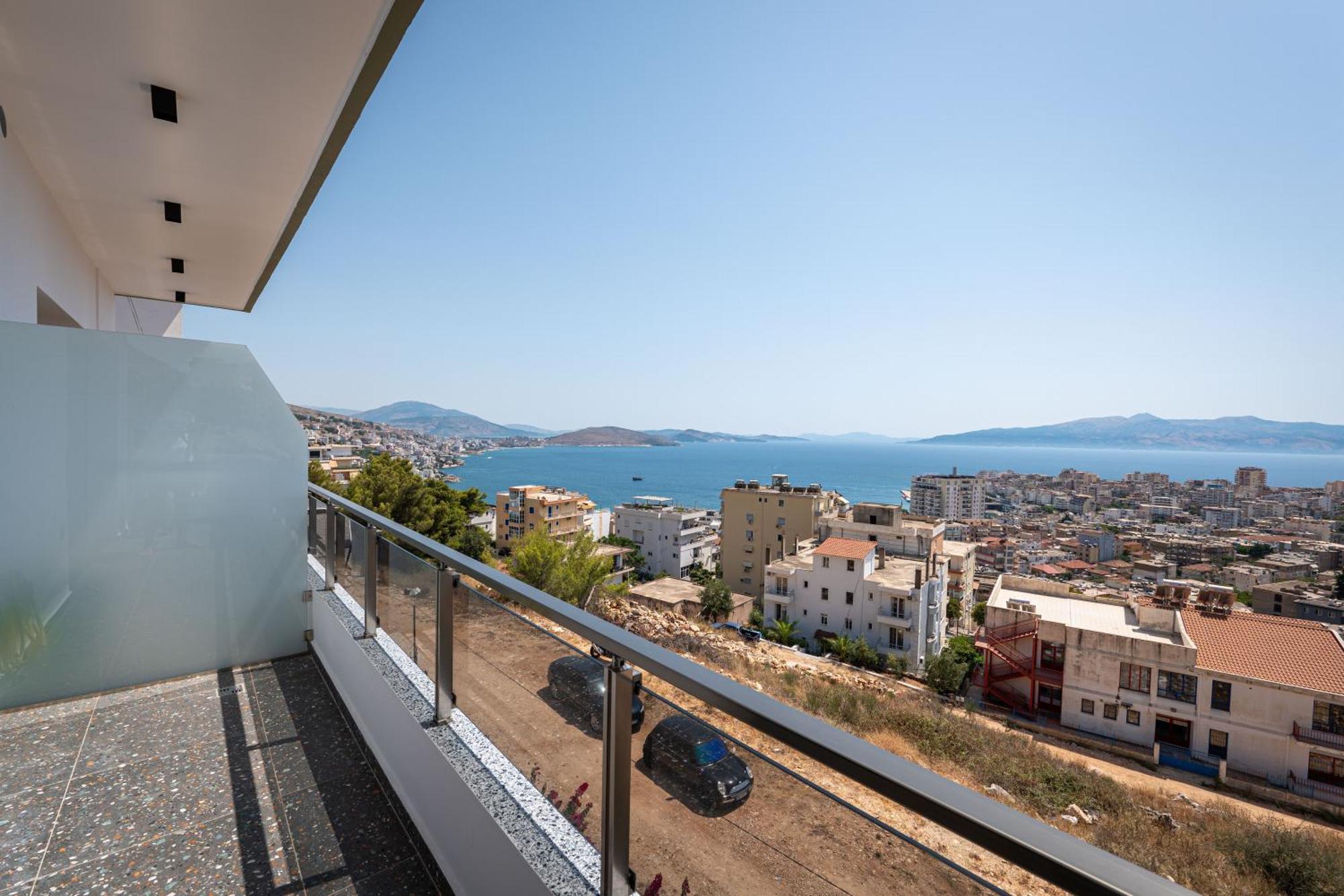 Euphoria Apartments Sarandë Esterno foto
