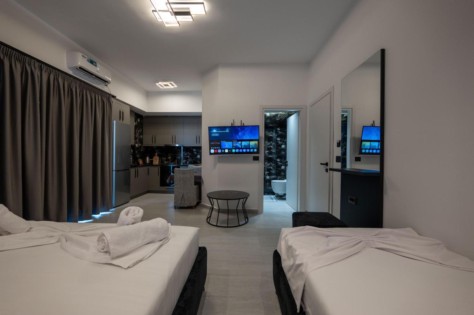 Euphoria Apartments Sarandë Esterno foto
